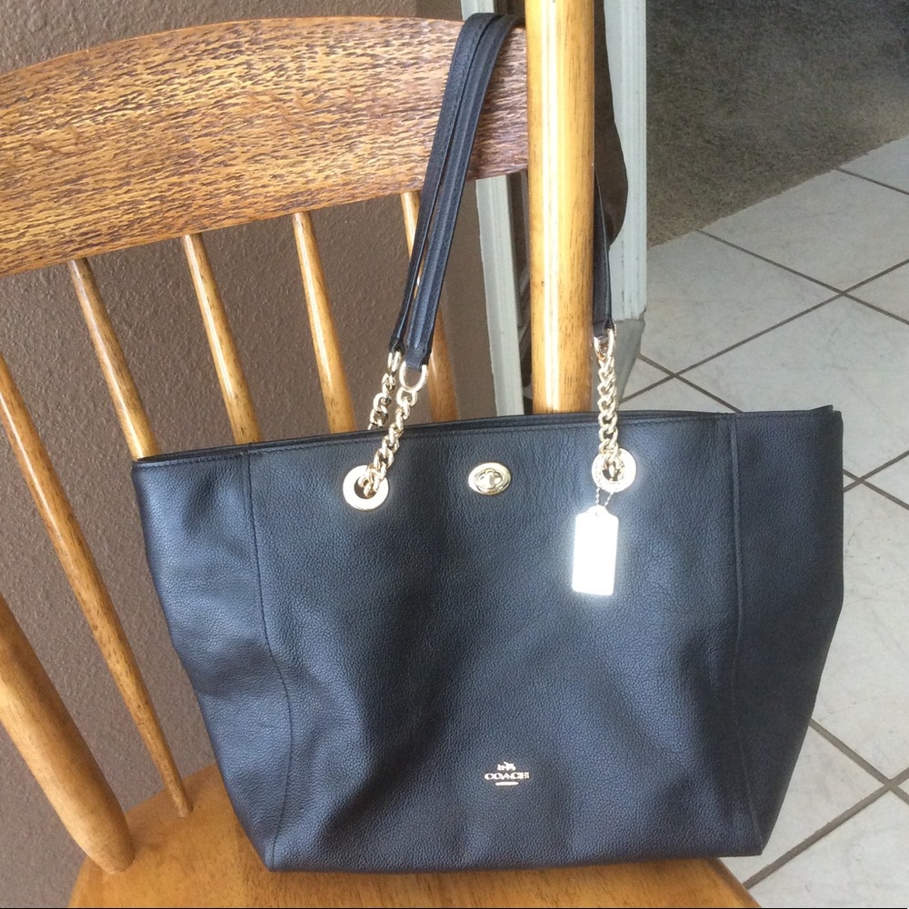 Coach 56830 Pebbled Turnlock Chain Black Tote